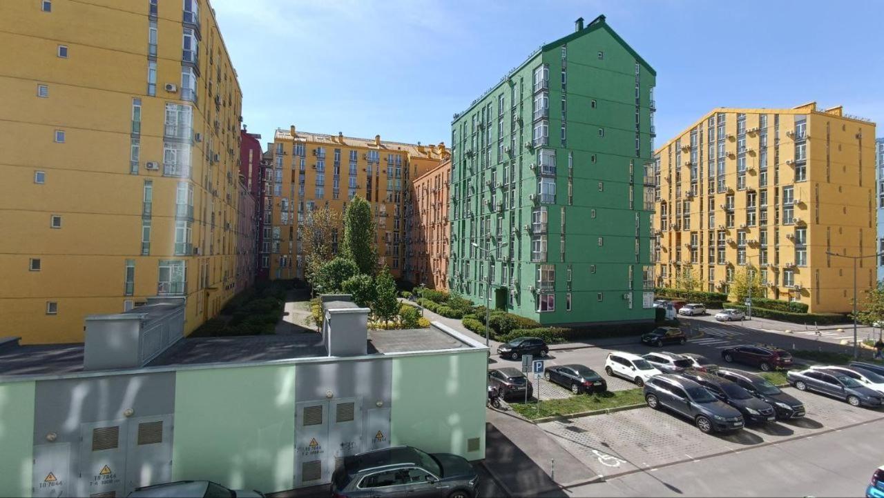 Зручна Квартира В Жк Комфорт Таун Kiev Luaran gambar